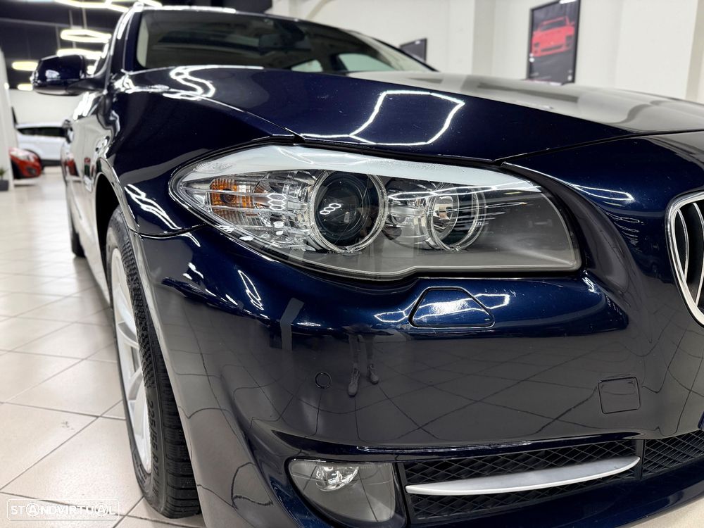 BMW 528 i Auto - 2