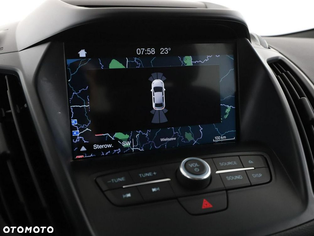 Ford Kuga 1.5 EcoBoost 2x4 Titanium - 26