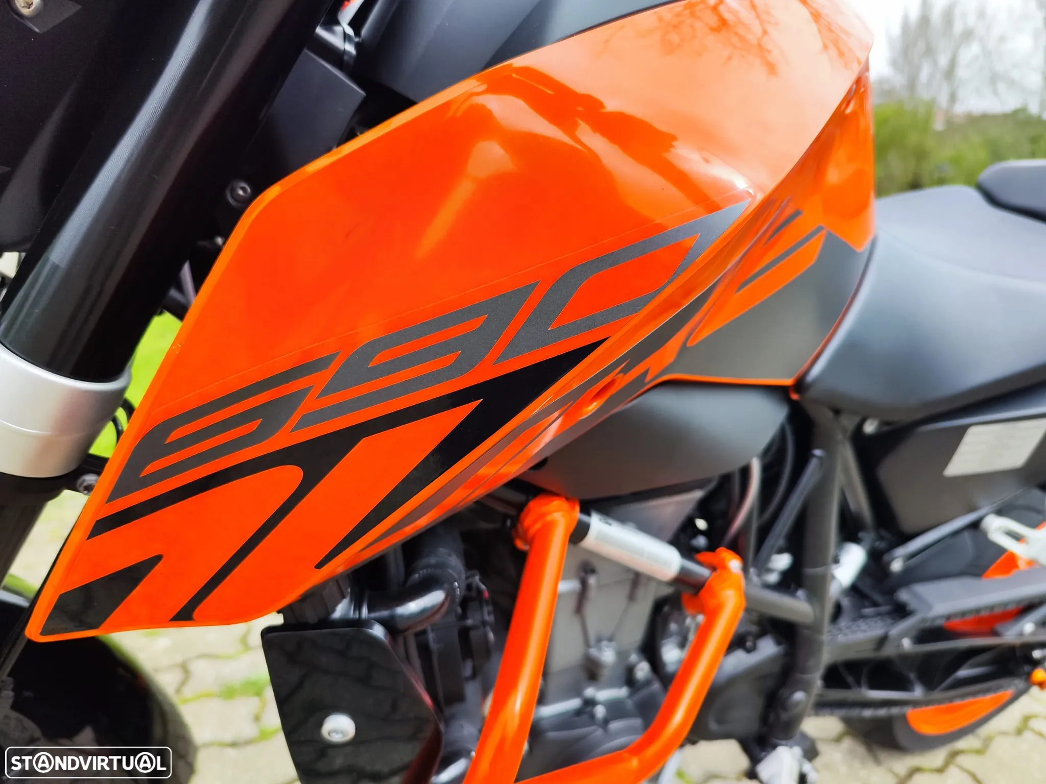 KTM Duke 690 - 4
