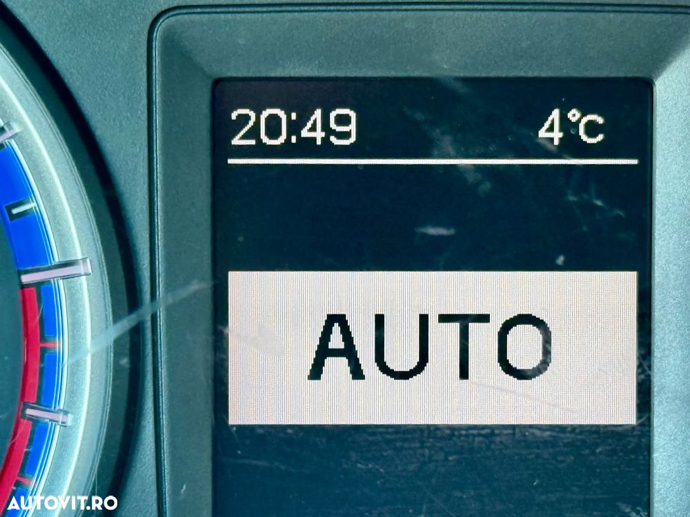 Suzuki S-Cross 1.6 DDIS Allgrip Comfort - 24