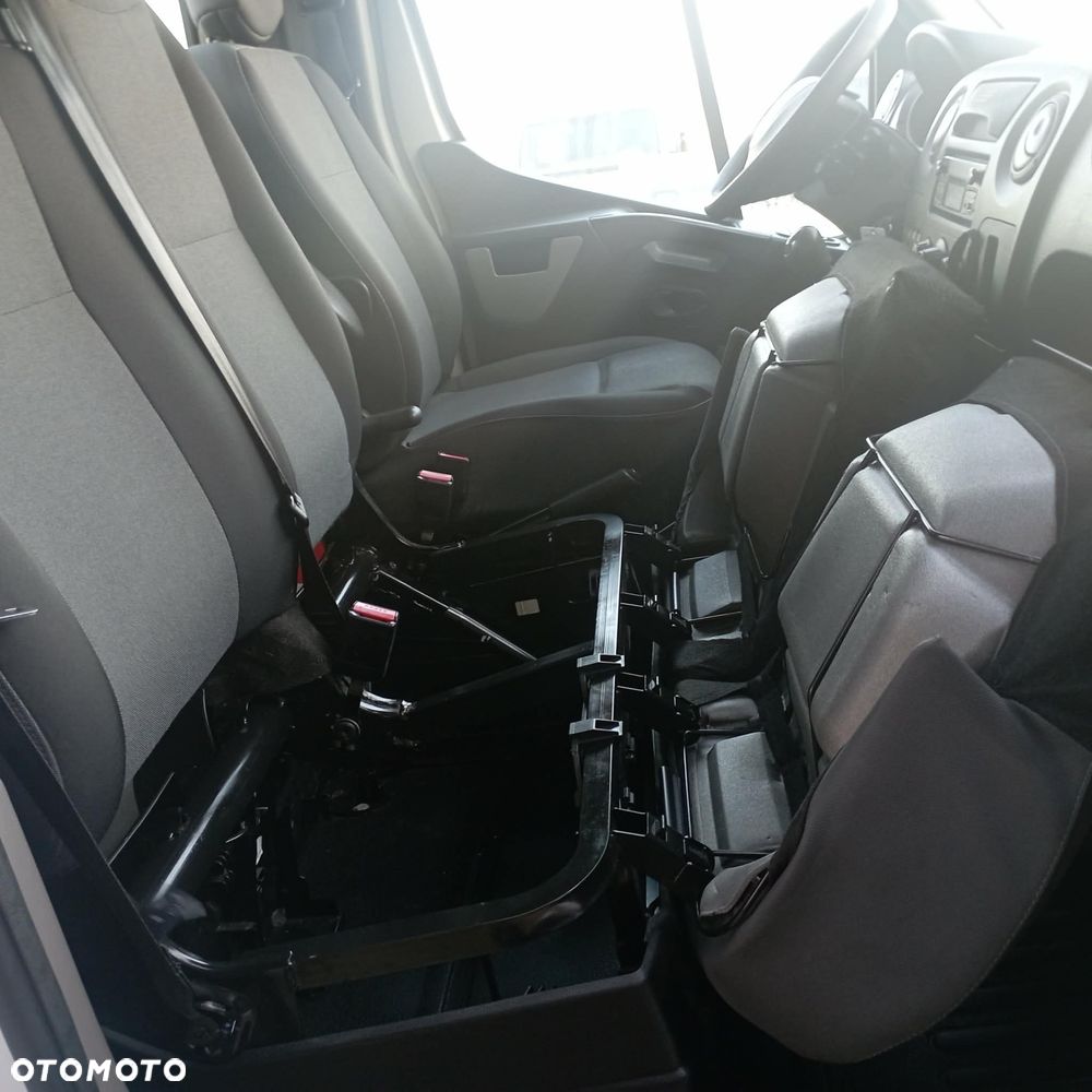 Renault Master - 18