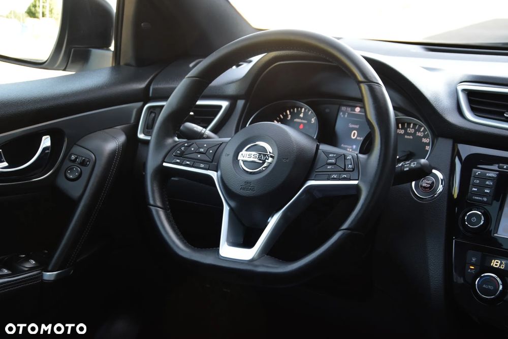 Nissan Qashqai 1.6 DIG-T Tekna+ - 30
