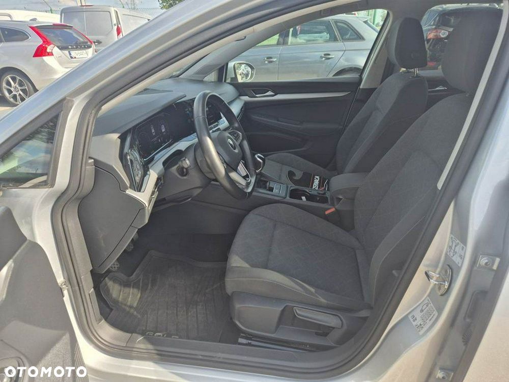 Volkswagen Golf - 30