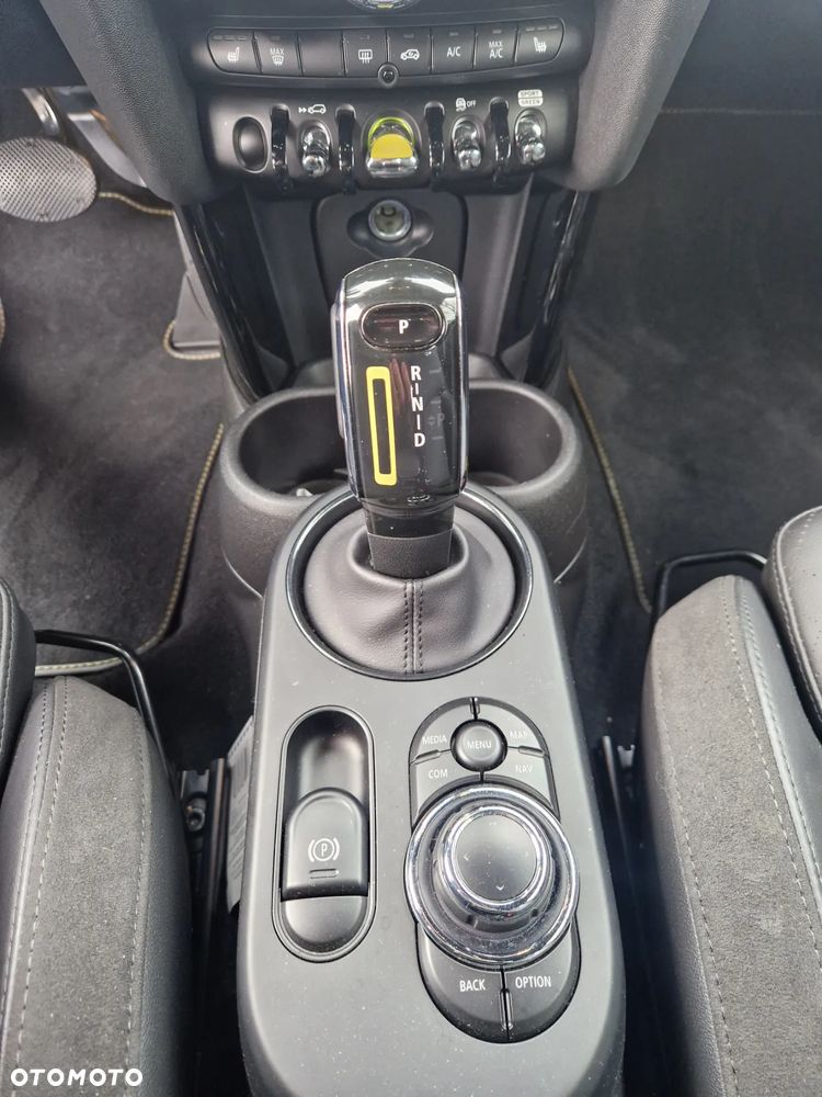 MINI Cooper SE Electric Trim - 13