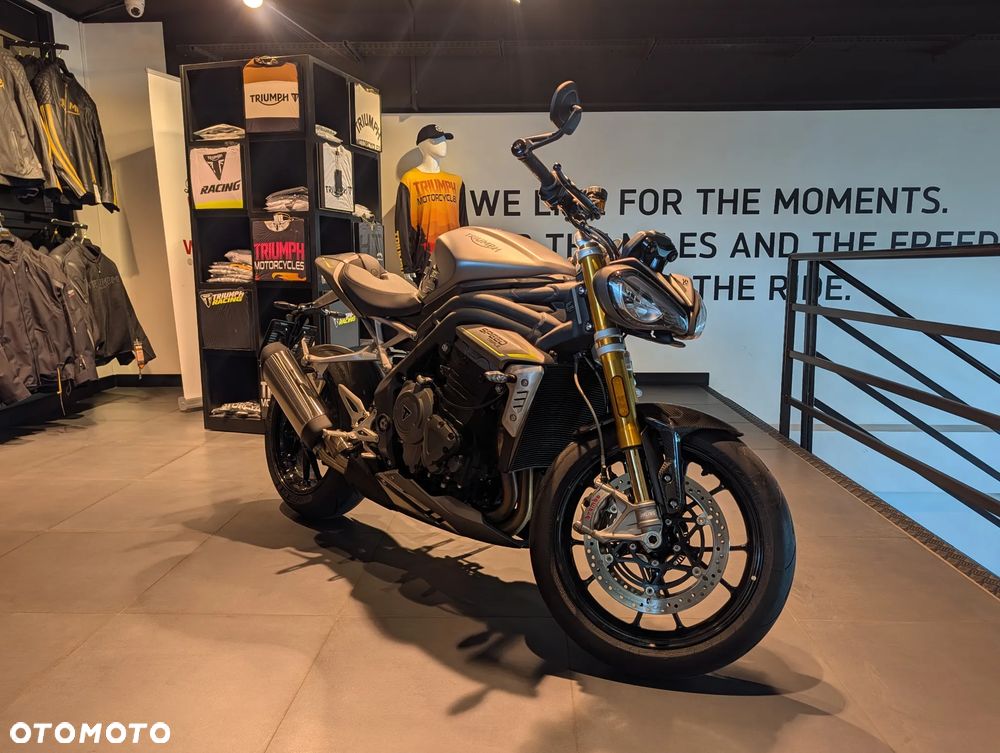 Triumph Speed Triple - 1