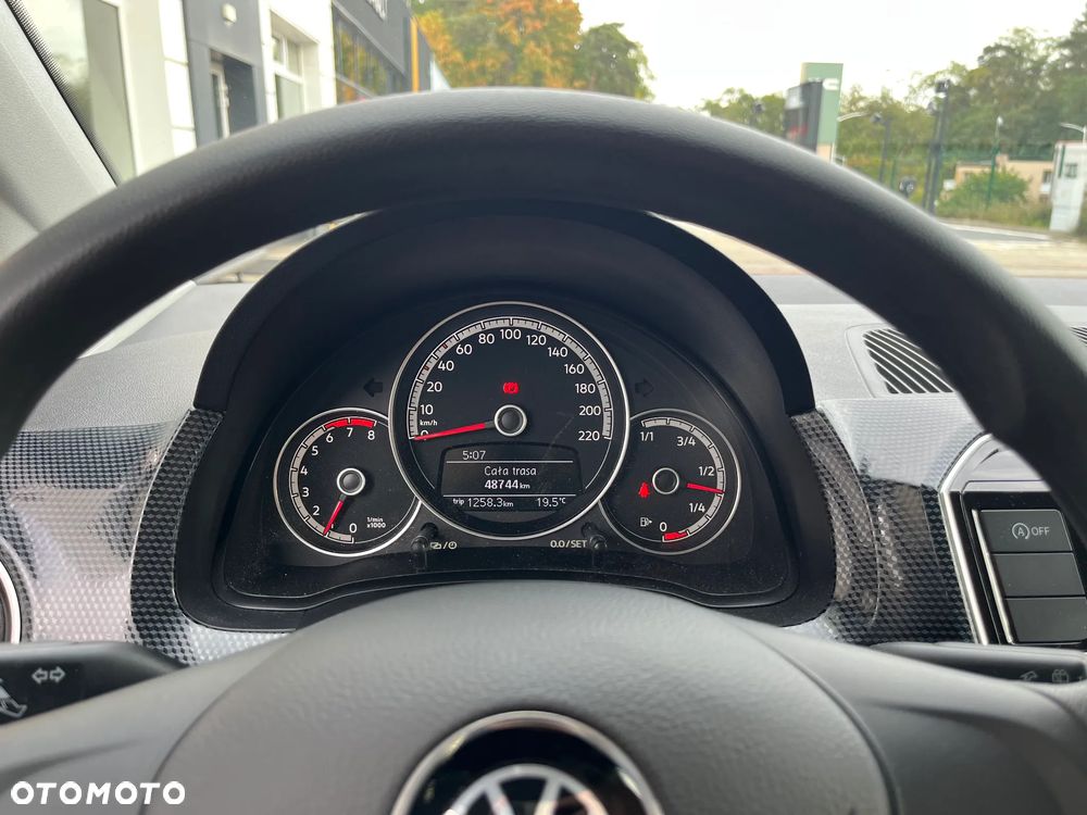 Volkswagen up! 1.0 move - 14