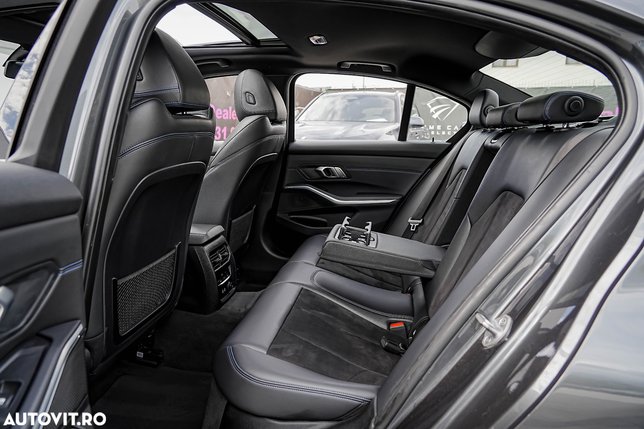 BMW Seria 3 330e Aut. M Sport - 25