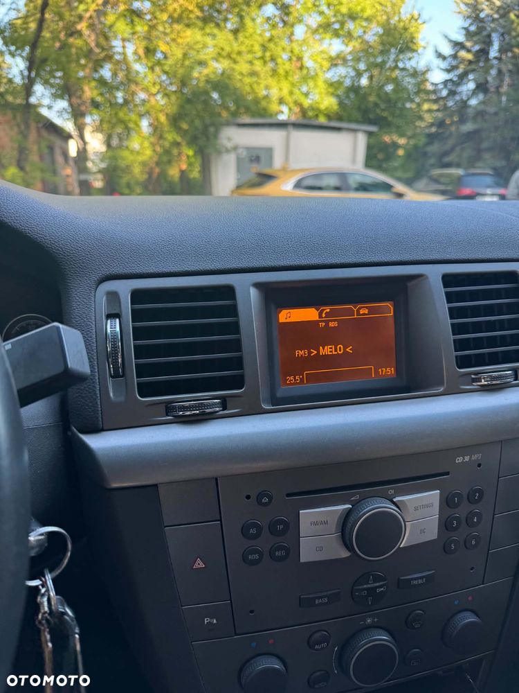 Opel Vectra 1.9 CDTI Cosmo - 3
