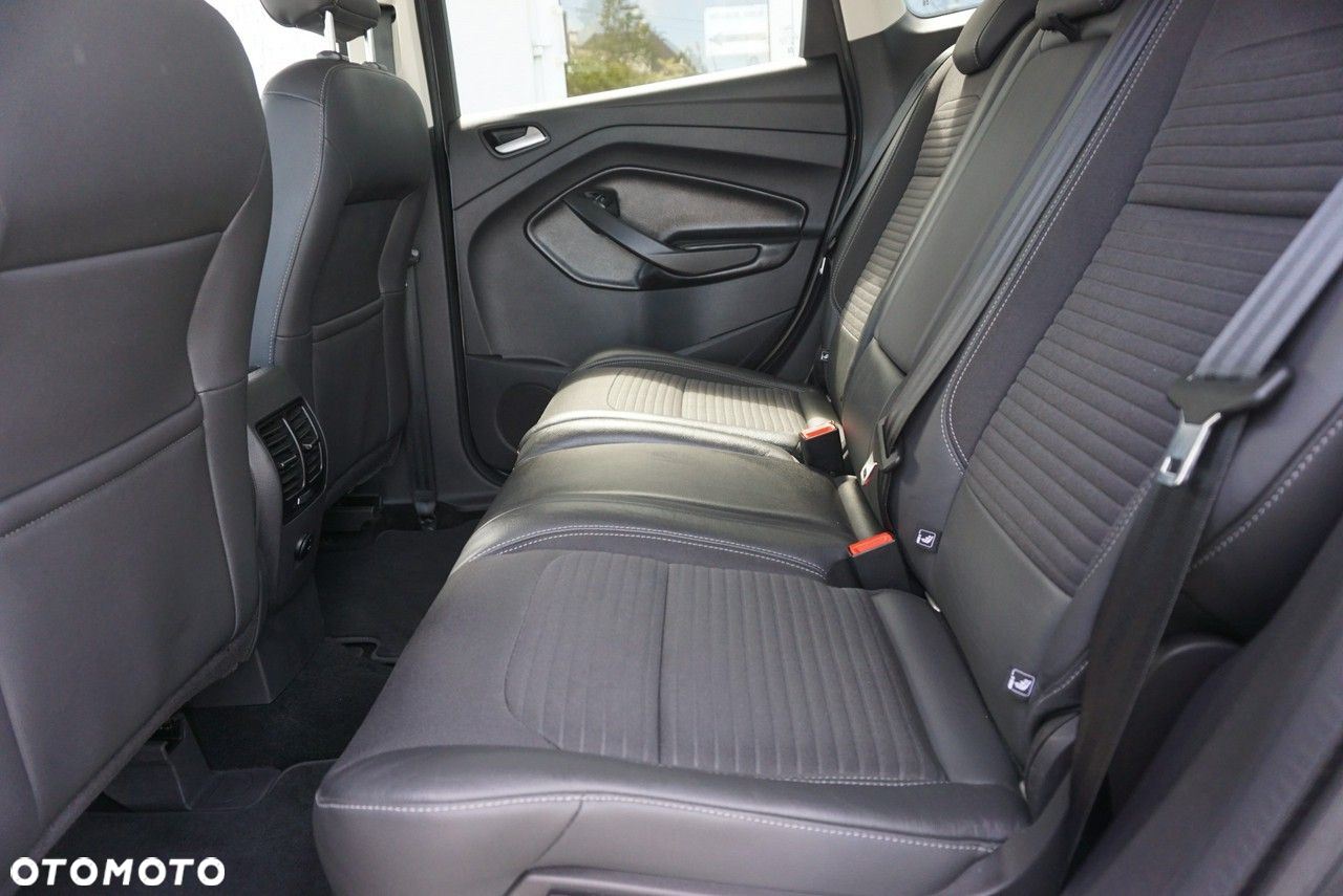 Ford Kuga - 14