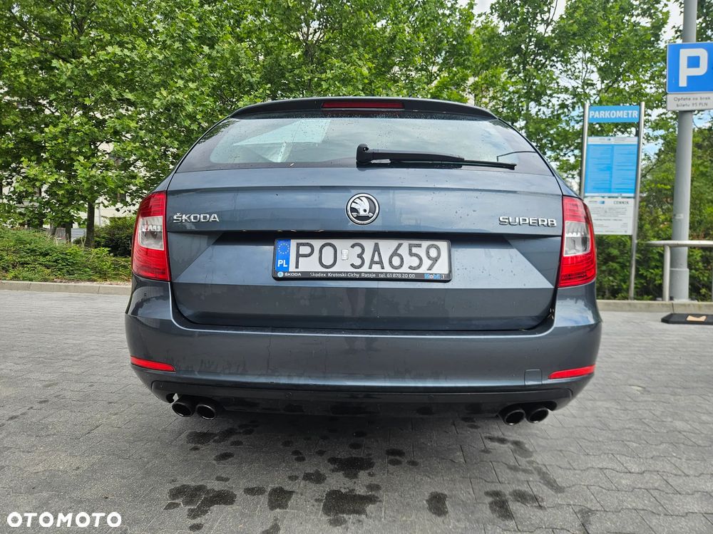 Skoda Superb 2.0 TSI Elegance DSG - 8