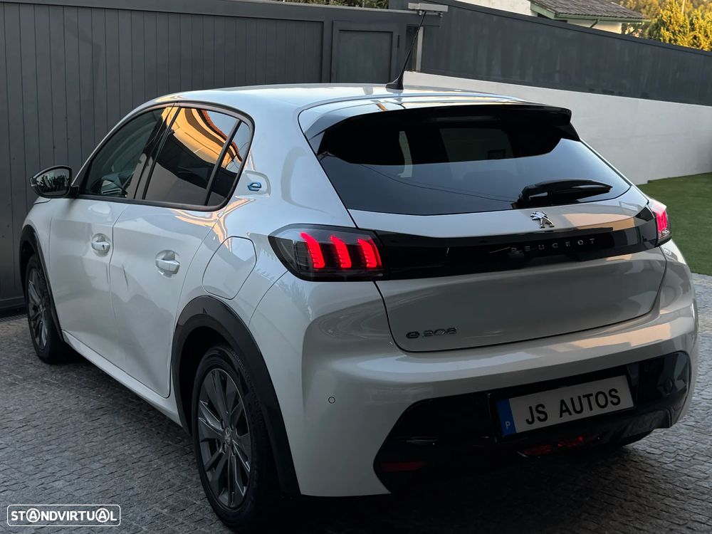 Peugeot e-208 50 kWh Allure Pack - 6