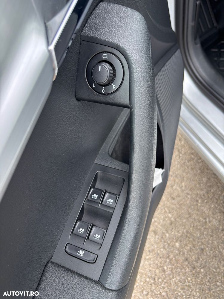 Skoda Octavia Combi Diesel 1.6 TDI Active - 19
