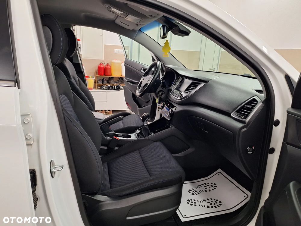 Hyundai Tucson blue 1.6 GDi 2WD Advantage - 27