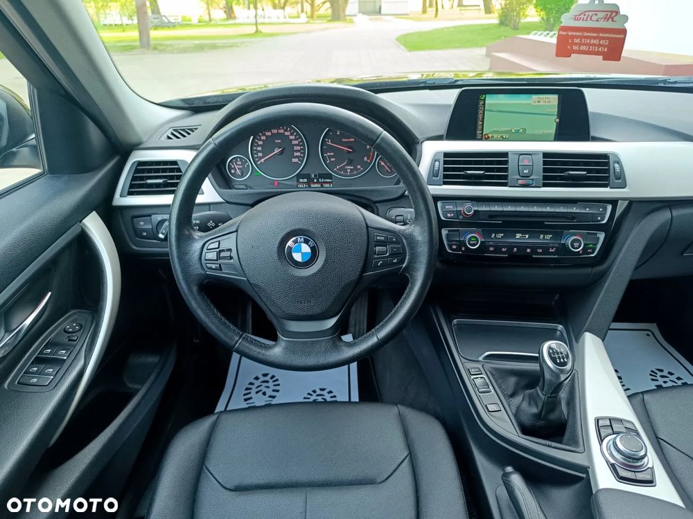 BMW Seria 3 318d DPF Edition Lifestyle - 29