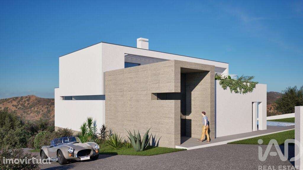 Casa / Villa T3 em Loulé (São Sebastião) de 330,00 m2 - Grande imagem: 2/22