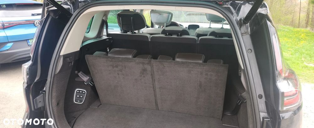 Renault Espace 1.6 dCi Energy Initiale Paris EDC 7os - 12