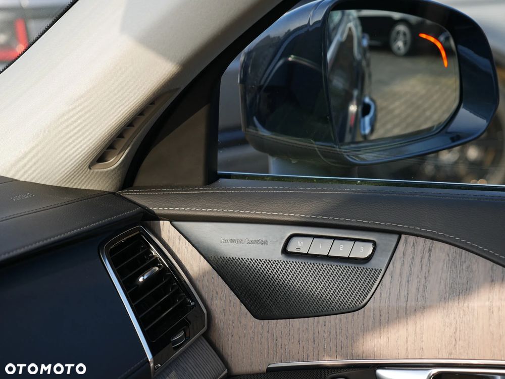 Volvo XC 90 T8 AWD Twin Engine Geartronic Inscription - 10