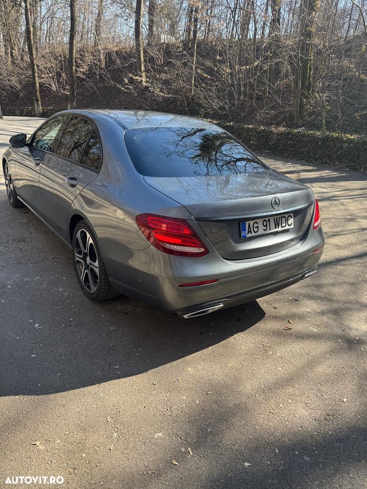 Mercedes-Benz E 220 d 4MATIC Aut. - 6