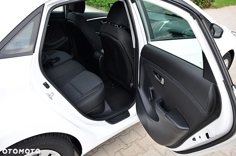 Hyundai i30 1.4 BlueDrive Classic - 17