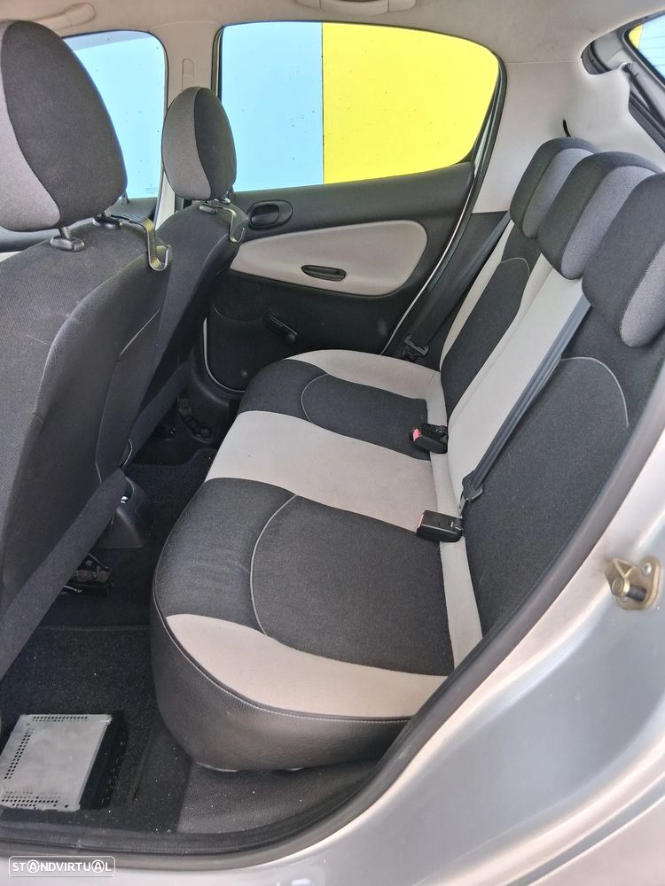 Peugeot 206 1.1 Look - 12