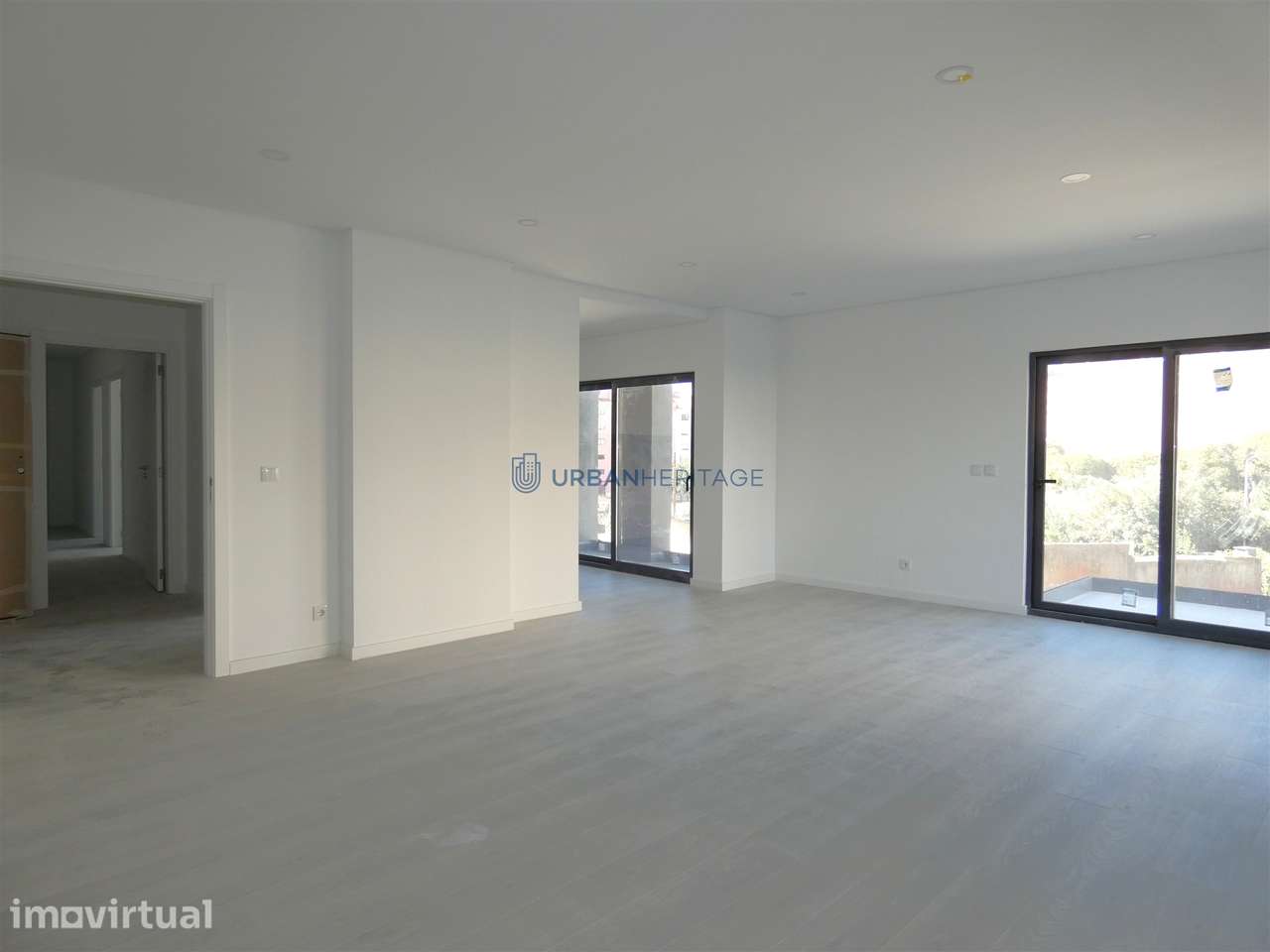 Apartamento T3 Venda em Rio de Mouro,Sintra - Grande imagem: 3/30
