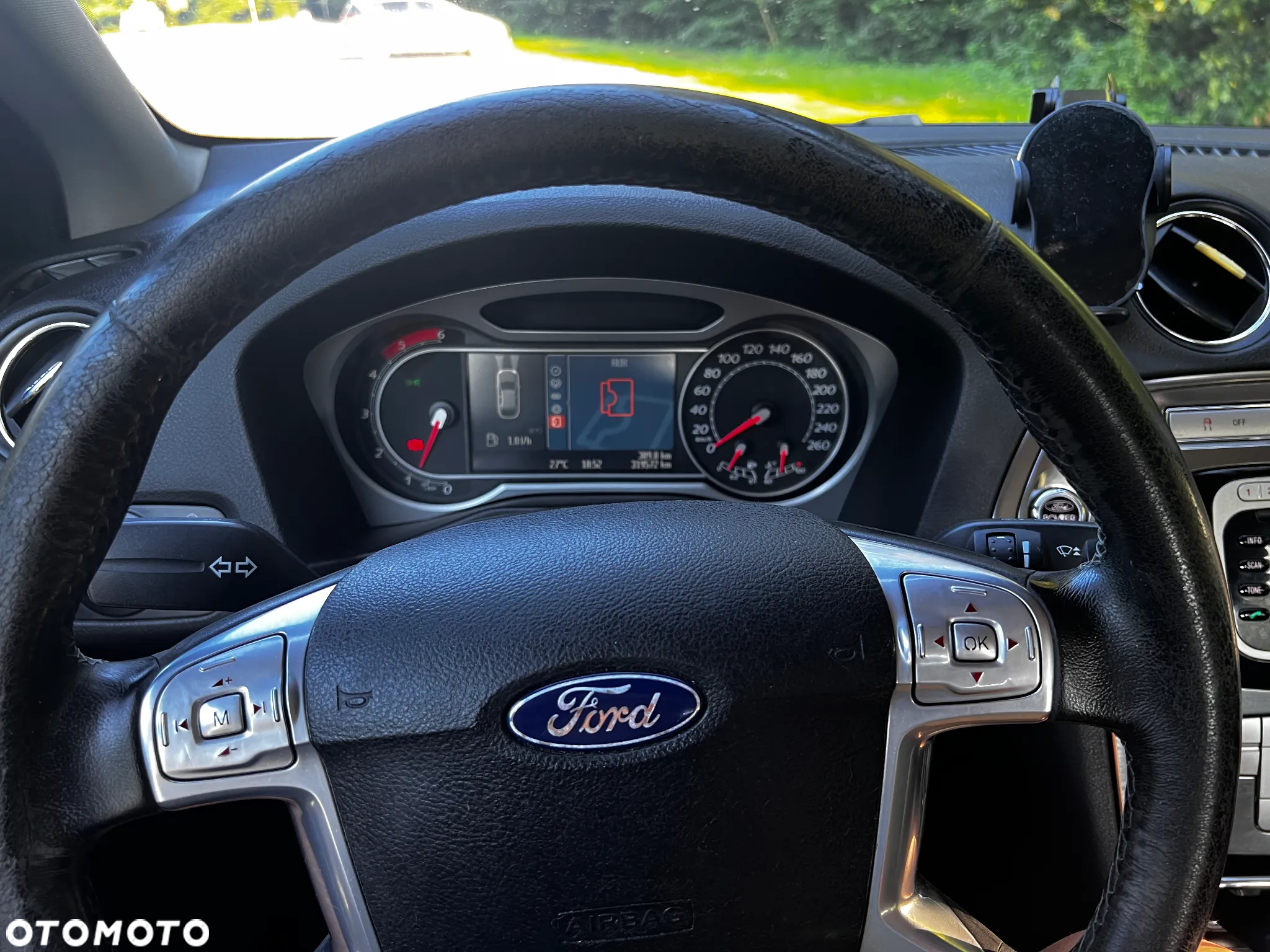Ford Mondeo 2.0 TDCi Titanium - 24