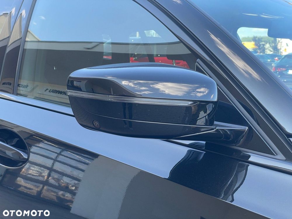 BMW Seria 3 330i M Sport sport - 36