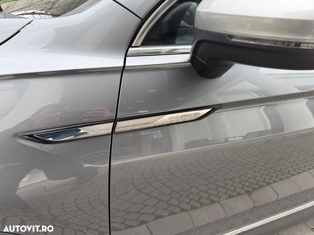 Volkswagen Tiguan 2.0 TDI SCR DSG IQ.DRIVE - 16