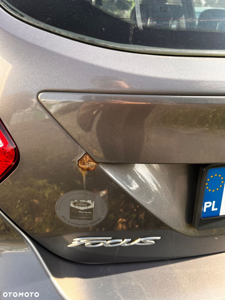 Ford Focus 1.6 Ambiente - 19