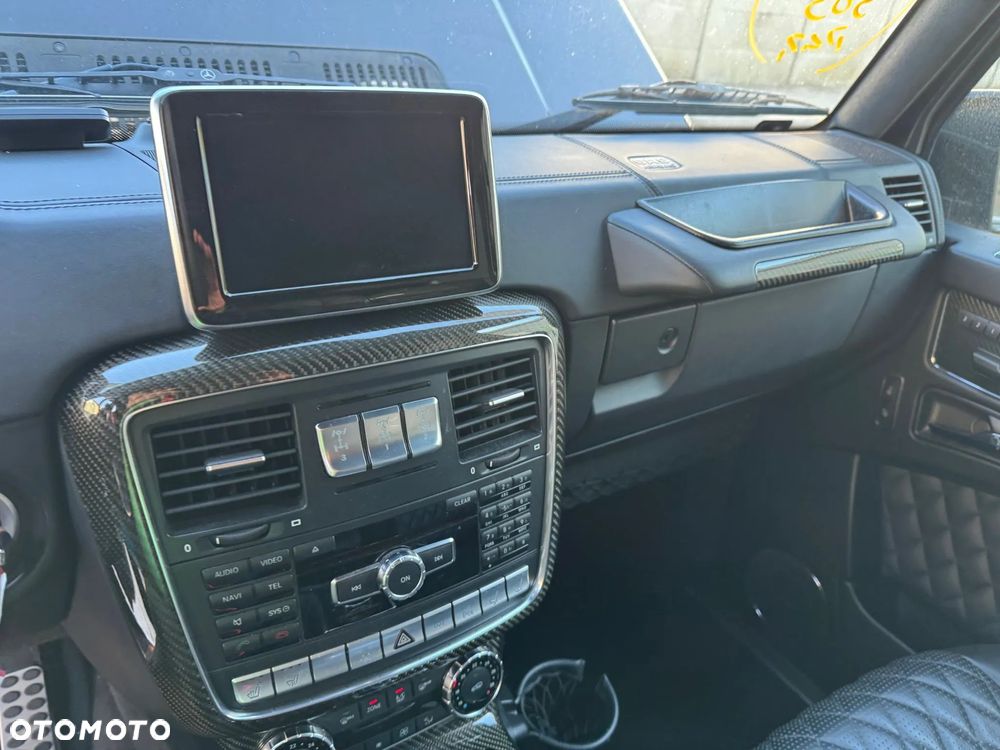 Mercedes-Benz Klasa G 63 AMG L - 9