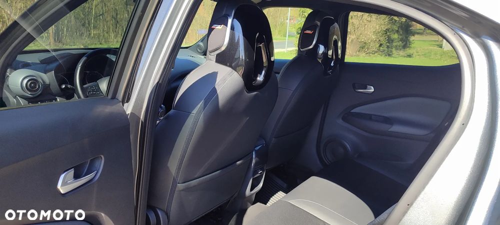 Nissan Juke 1.0 DIG-T N-Connecta DCT - 17
