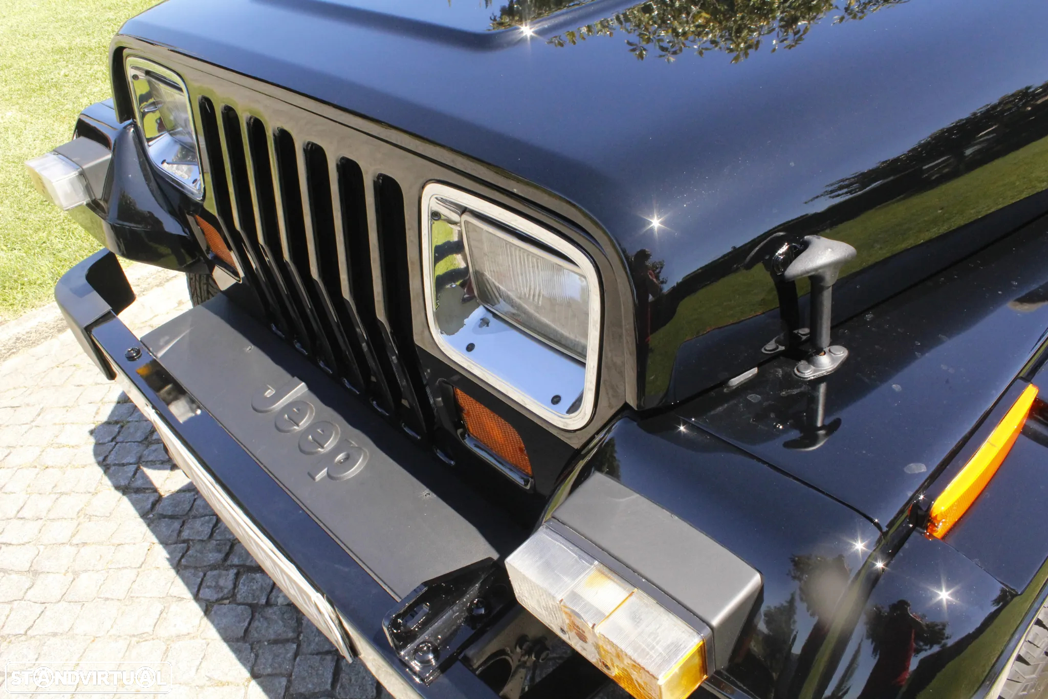 Jeep Wrangler - 25