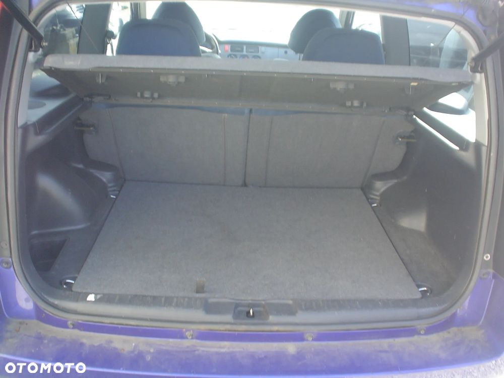 Nissan X-Trail 2.5 Elegance - 15