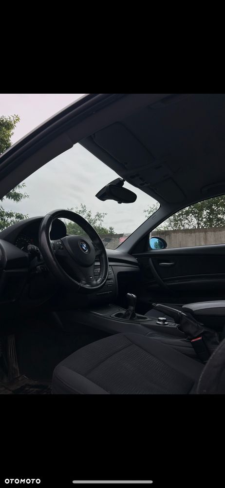 BMW Seria 1 118d DPF - 11