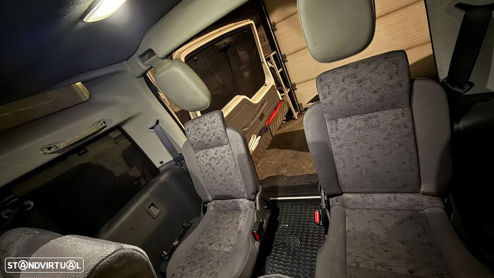 Land Rover Discovery 2.5 TD5 - 10