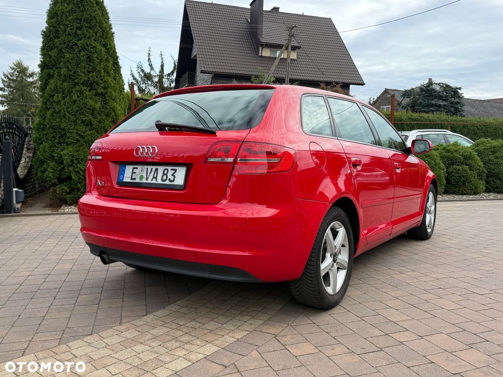 Audi A3 Sportback 2010 photo 4