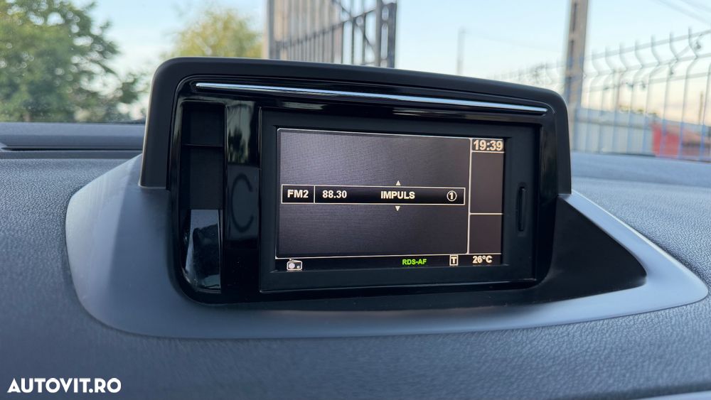 Renault Megane Energy dCi 130 Start & Stop FAP Coupe-Cabri Luxe - 19