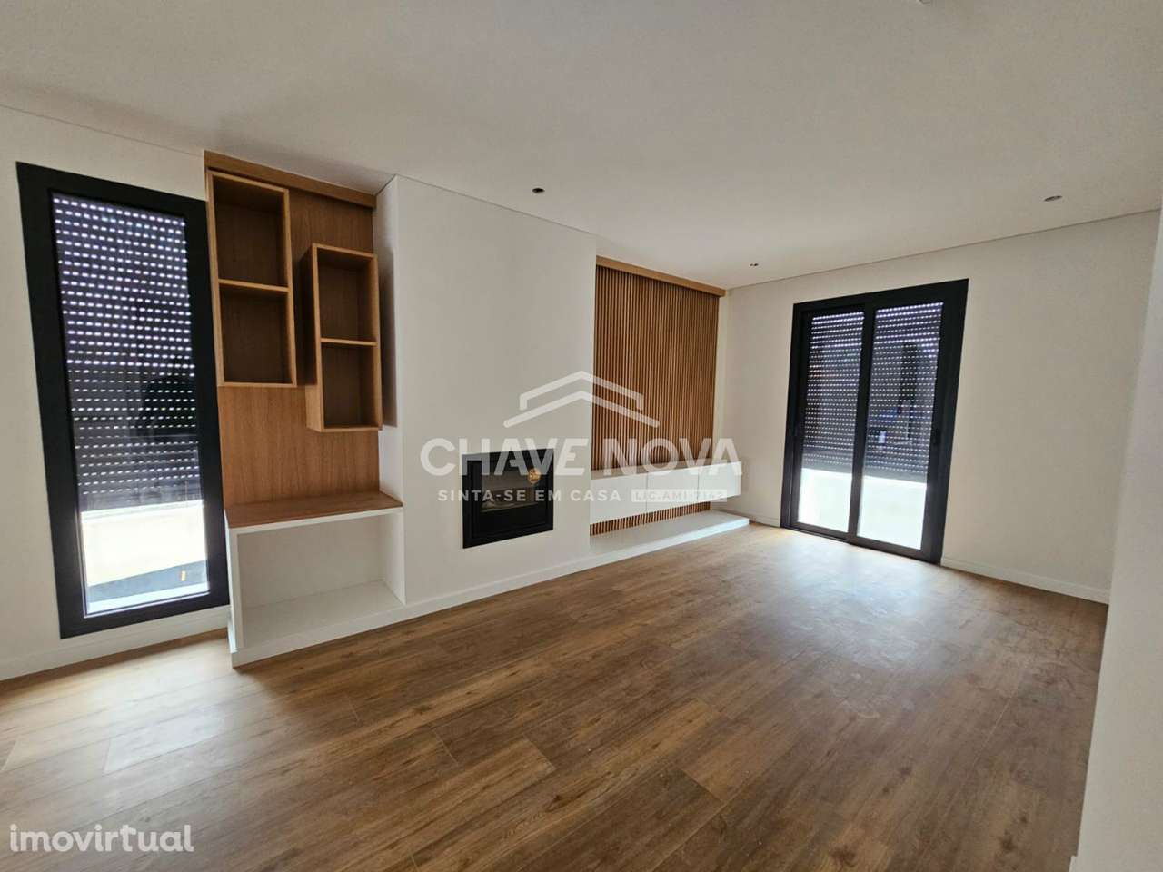 Moradia em Banda V3+1 Nova c/ Piscina na Madalena - Grande imagem: 5/25