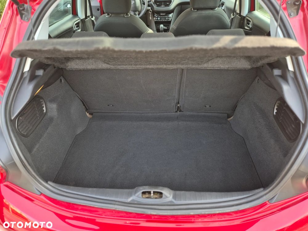 Peugeot 208 1.6 BlueHDi Allure S&S - 9