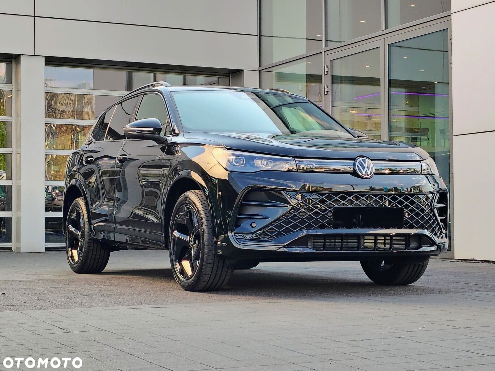 Volkswagen Tiguan - 2