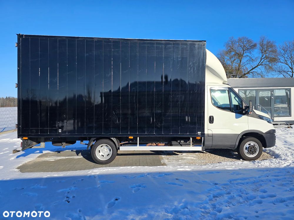 Iveco DAILY 40 C35 - 7