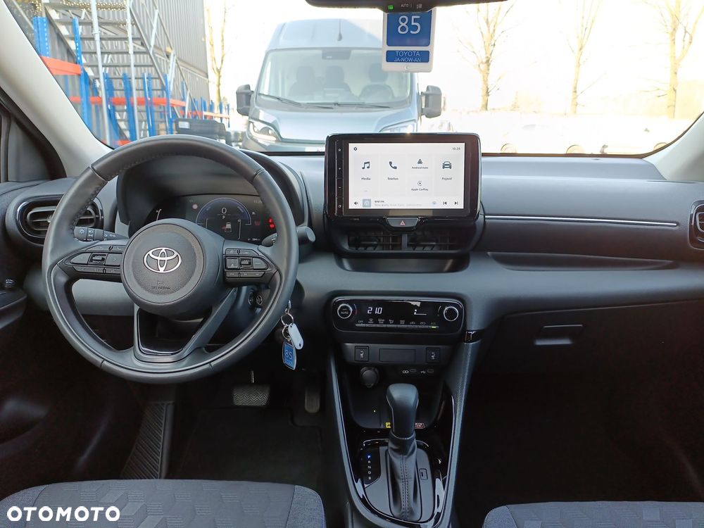 Toyota Yaris Hybrid 1.5 Style - 12