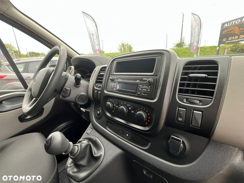 Renault Trafic - 21