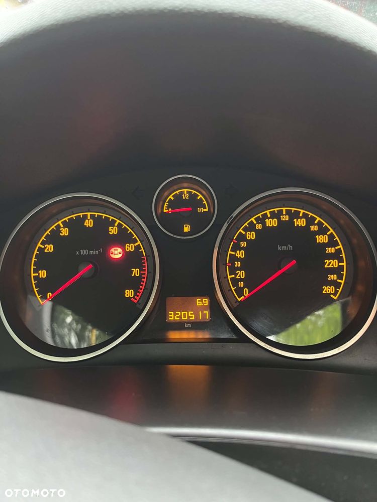 Opel Astra 1.6 - 10