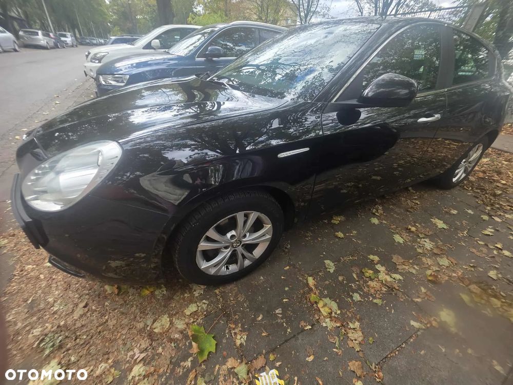 Alfa Romeo Giulietta 1.6 JTDM Distinctive - 8