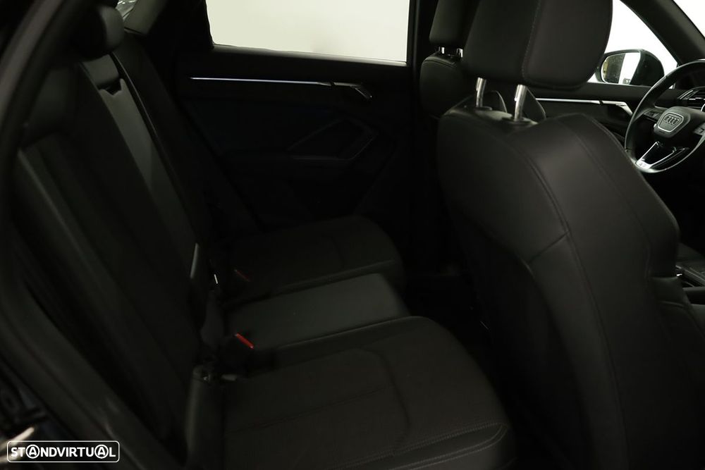 Audi Q3 Sportback 45 TFSIe S line S tronic - 23