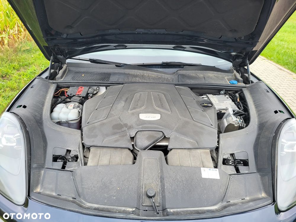 Porsche Cayenne Standard - 20