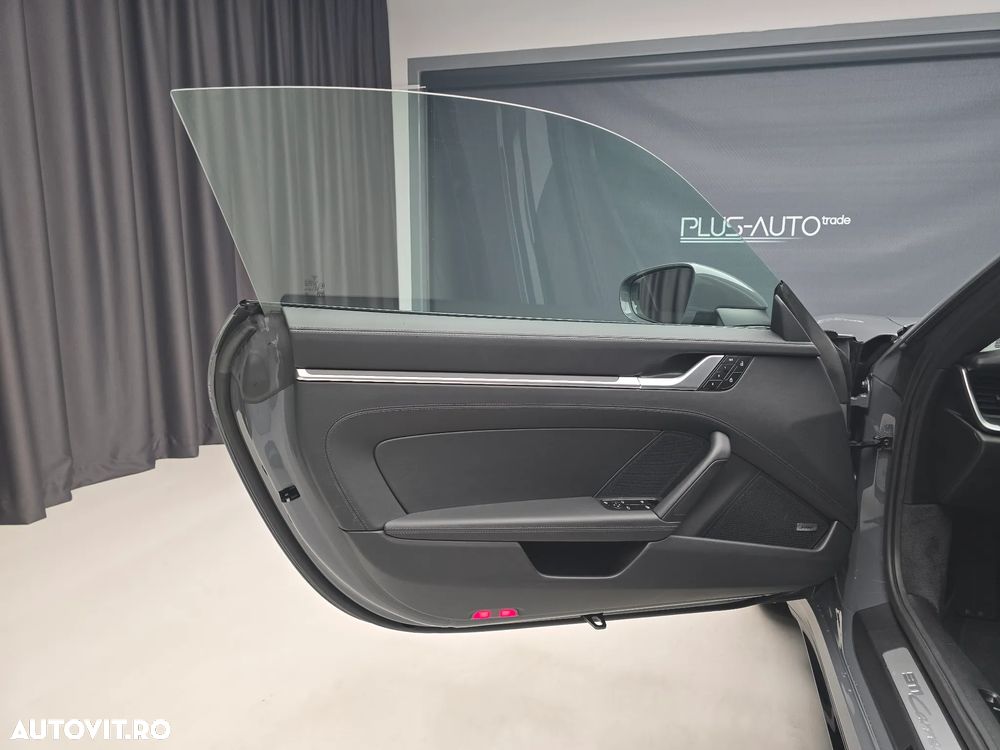 Porsche 911 4S PDK - 11