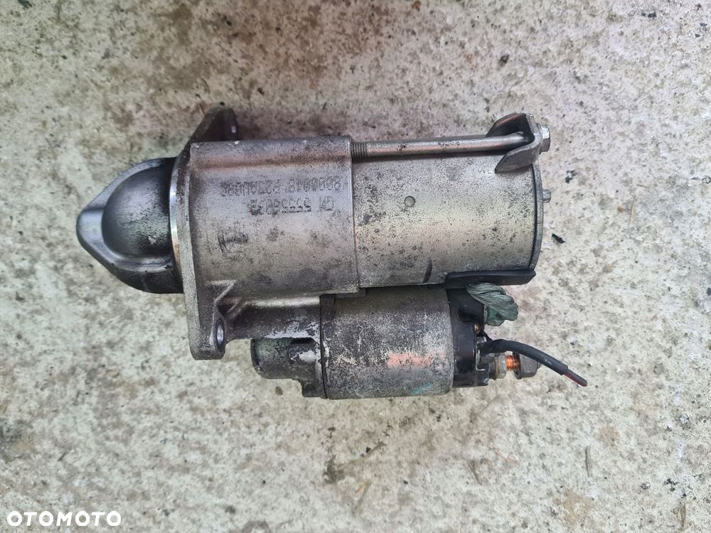 Rozrusznik 55556032 Opel 1.8 B - 1