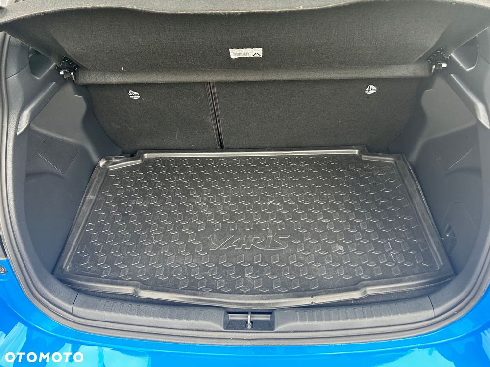 Toyota Yaris Hybrid 1.5 GR Sport - 13